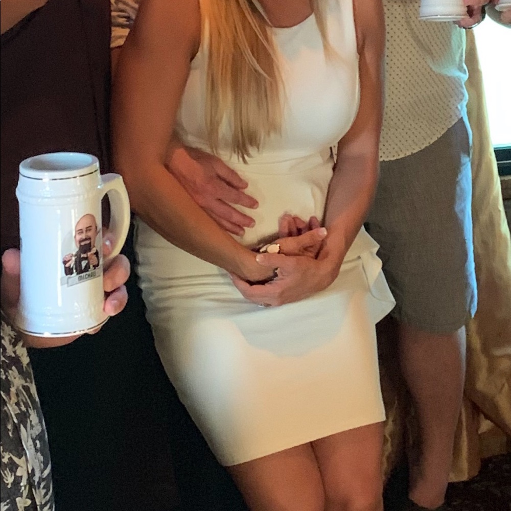 WHITE LULUS DRESS - Picture 4 of 4